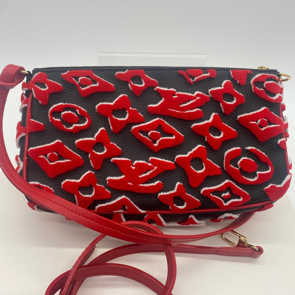 Louis Vuitton x Urs fisher monogram tufted Pochette